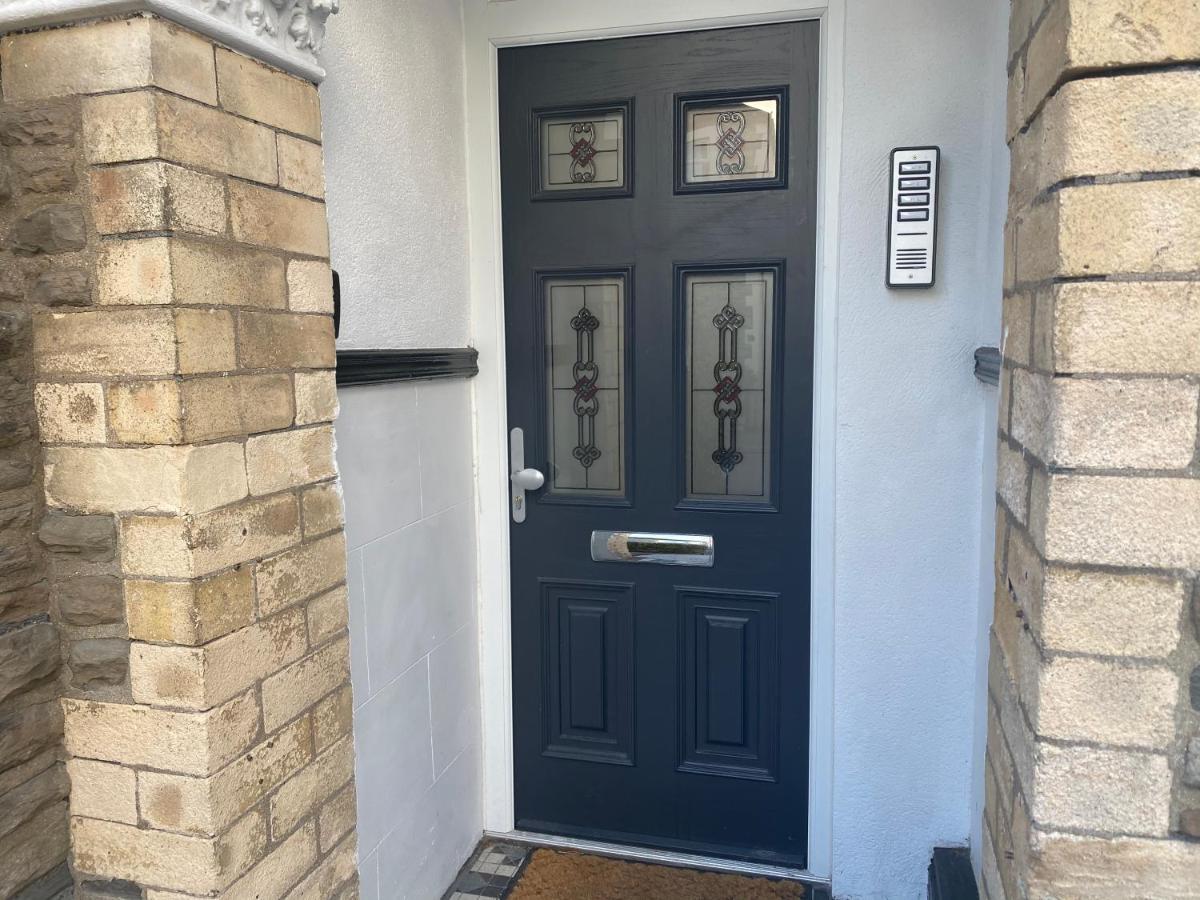 Stylish Pontcanna Flat Near City Centre カーディフ エクステリア 写真